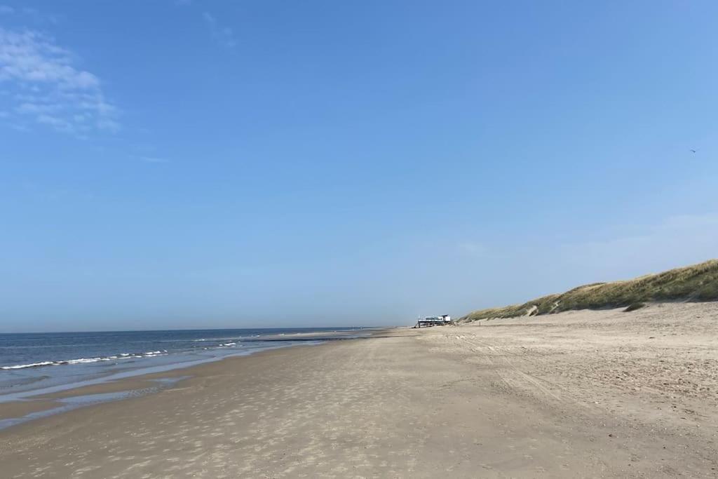 Strandhuisje Daan Dicht Bij Zee En Strand Callantsoog Exterior photo